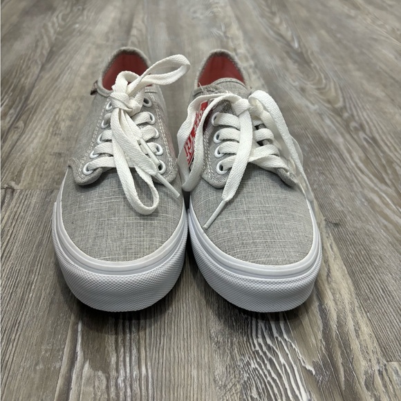 Vans Gray Women's Sneakers New with tags! Size 6 - Picture 2 of 7